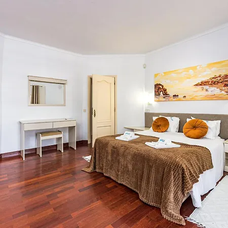 Solar Palmeiras البوفيرا